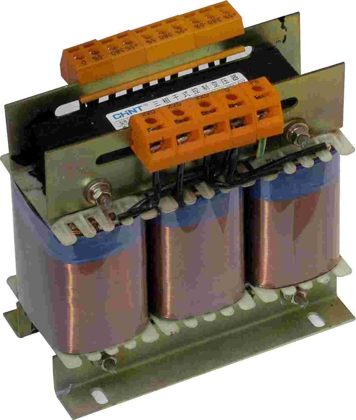 NSK 3 三相干式控制变压器侧俯图.png